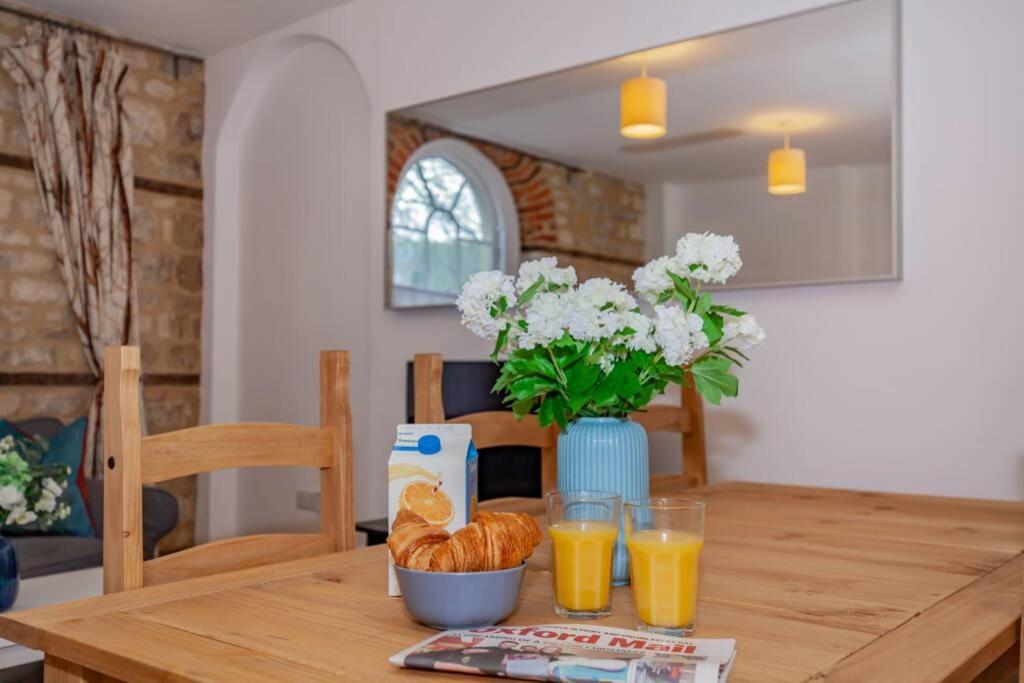 Unique&quirky central apartment with parking Oxford Extérieur photo
