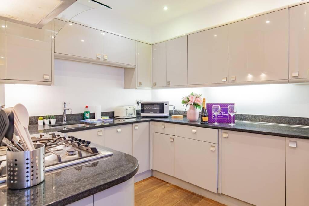 Unique&quirky central apartment with parking Oxford Extérieur photo